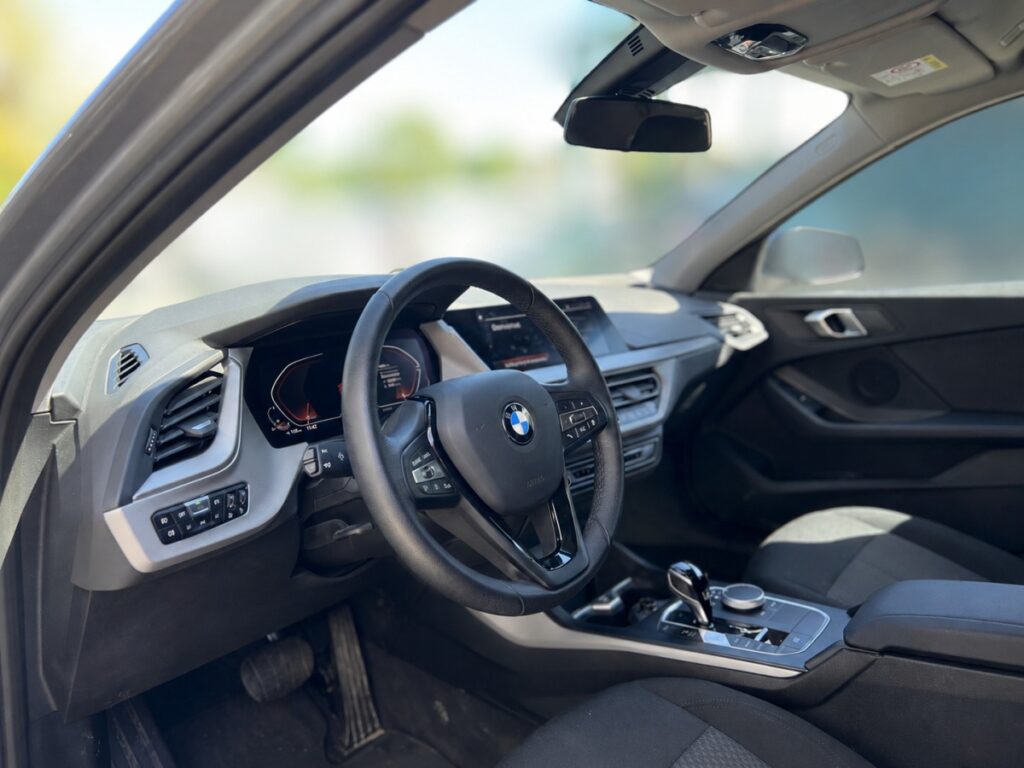Bmw Série 1 (3) - Photo 3