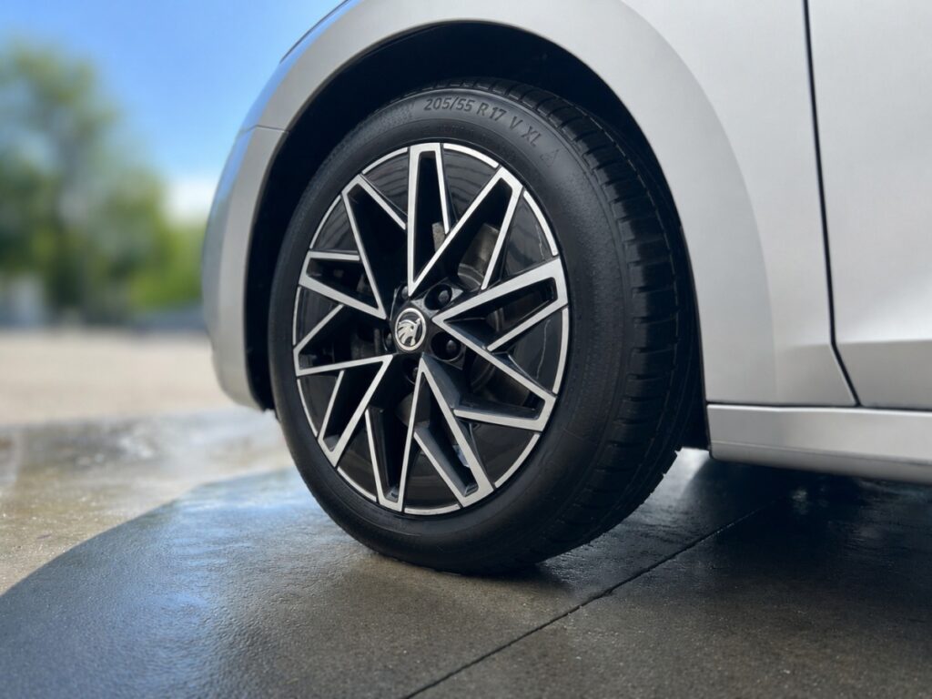 Skoda Octavia Combi (4) - Photo 5