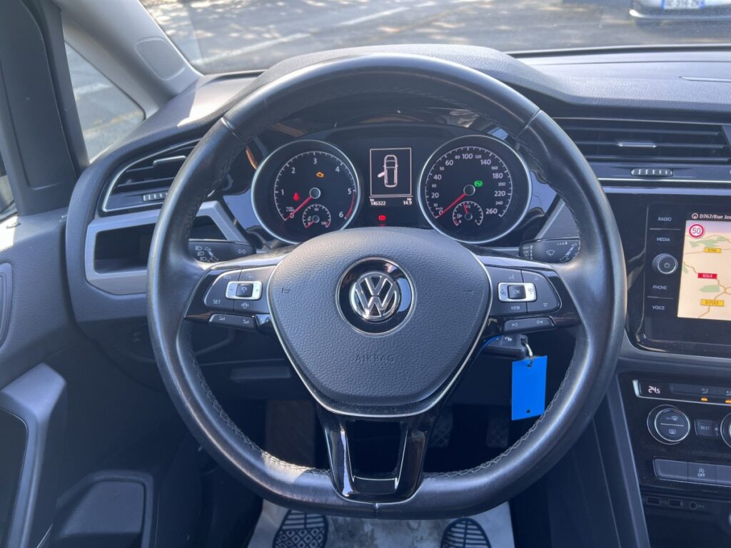Volkswagen Touran - Photo 4