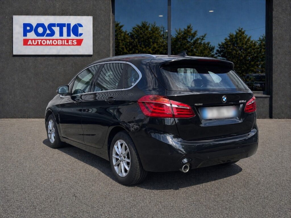 Bmw Série 2 Active Tourer - Photo 2