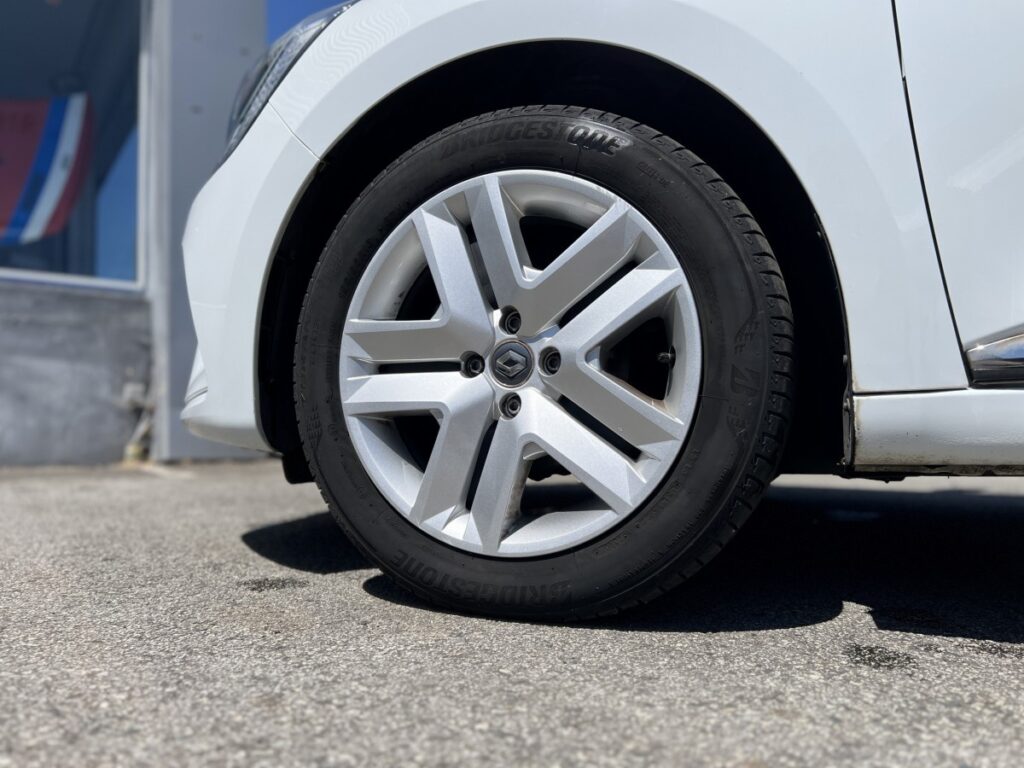 Renault Clio (5) - Photo 5