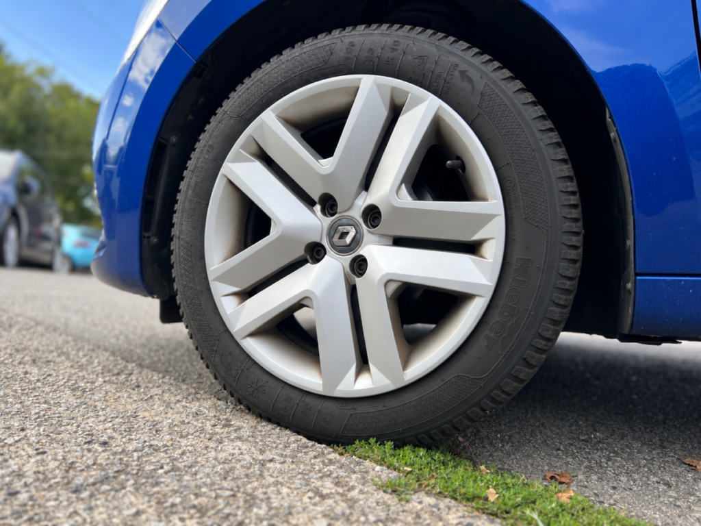 Renault Clio (5) - Photo 8
